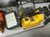 Diverse bouwlampen (2x) - afbeelding 2 van  5
