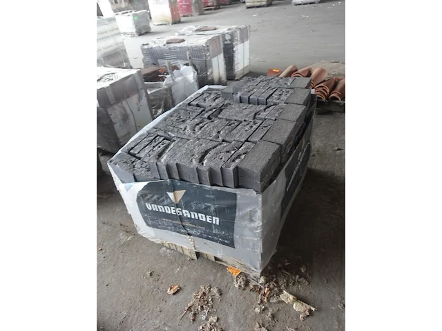 Diverse bouwmaterialen + klein elektro - afbeelding 14 van  36