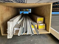 Diverse bouwmaterialen stukadoors materiaal - afbeelding 6 van  11