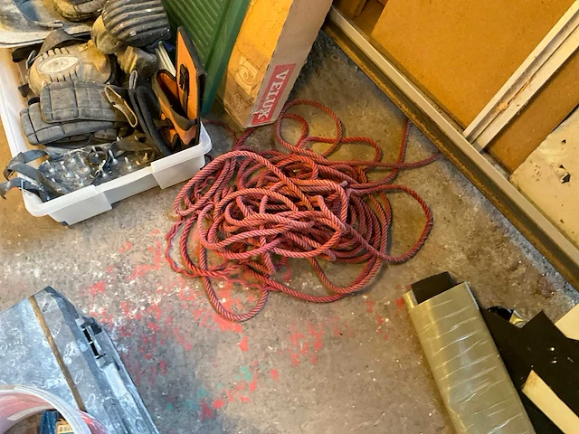 Diverse bouwmaterialen - afbeelding 13 van  21