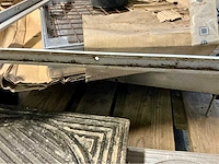 Diverse bouwmaterialen. - afbeelding 1 van  11