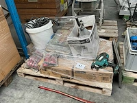 Diverse bouwmaterialen - afbeelding 1 van  11