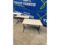 Diverse bureautafels (3x) - afbeelding 1 van  8