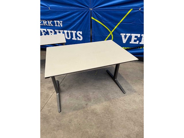 Diverse bureautafels (3x) - afbeelding 2 van  8