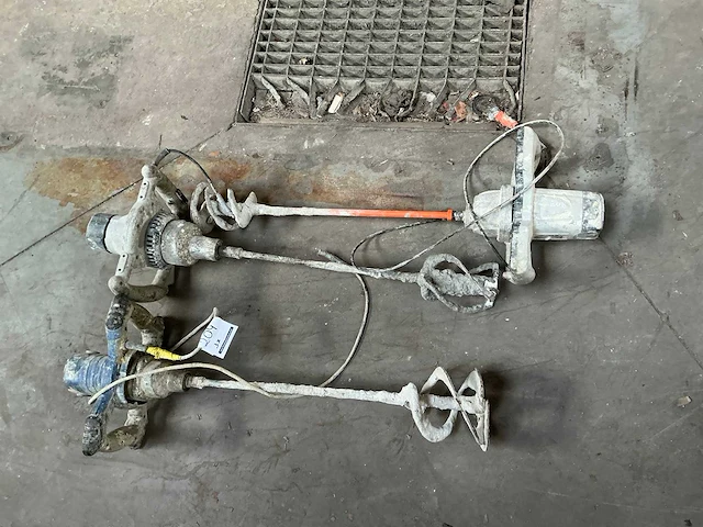 Diverse cementmixers (3x) - afbeelding 2 van  3