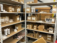 Diverse cosmetica (500x) - afbeelding 5 van  25