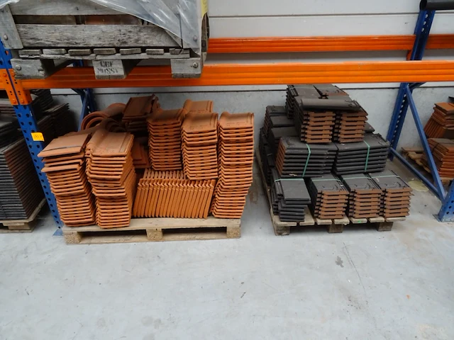 Diverse dakpannen - afbeelding 2 van  6