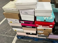 Diverse damesschoenen (105 paar) - afbeelding 17 van  30