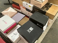 Diverse damesschoenen (105 paar) - afbeelding 24 van  30