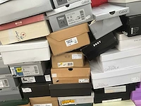 Diverse damesschoenen (162 paar) - afbeelding 10 van  31