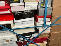 Diverse damesschoenen (162 paar) - afbeelding 22 van  31