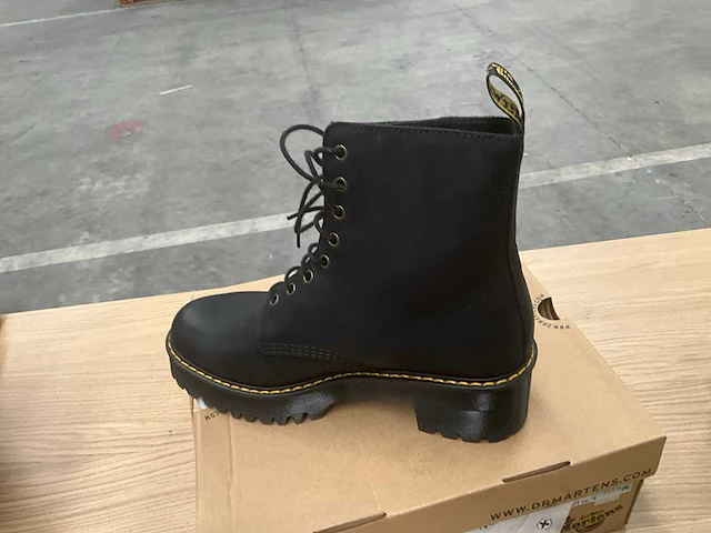 Diverse damesschoenen (175 paar) - afbeelding 4 van  40