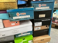 Diverse damesschoenen (175 paar) - afbeelding 17 van  40