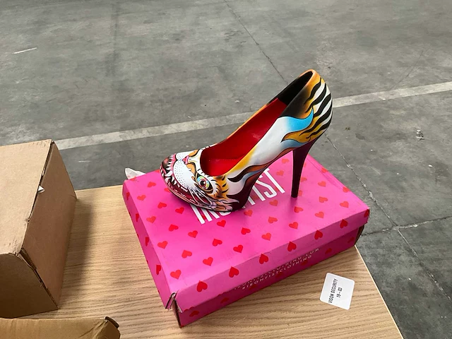 Diverse damesschoenen (175 paar) - afbeelding 12 van  40