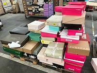 Diverse damesschoenen (96 paar) - afbeelding 1 van  31