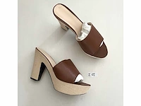 Diverse damesschoenen en -laarzen - rek 1 van 6 (ca. 34 paar) aldo, ugg, s. oliver, esprit, sam edelman, long tall sally, olivia, hogan, zara, etc. - afbeelding 6 van  26