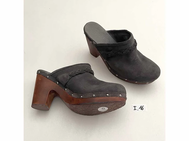 Diverse damesschoenen en -laarzen - rek 1 van 6 (ca. 34 paar) aldo, ugg, s. oliver, esprit, sam edelman, long tall sally, olivia, hogan, zara, etc. - afbeelding 7 van  26