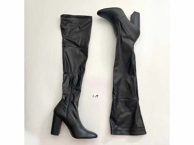 Diverse damesschoenen en -laarzen - rek 1 van 6 (ca. 34 paar) aldo, ugg, s. oliver, esprit, sam edelman, long tall sally, olivia, hogan, zara, etc. - afbeelding 11 van  26