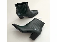 Diverse damesschoenen en -laarzen - rek 1 van 6 (ca. 34 paar) aldo, ugg, s. oliver, esprit, sam edelman, long tall sally, olivia, hogan, zara, etc. - afbeelding 23 van  26