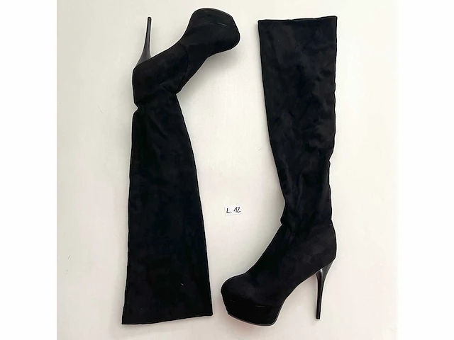 Diverse damesschoenen en -laarzen - rek 2 van 6 (ca. 34 paar) asos design, gabor, dr. martens, tamaris, tommy hilfiger, vince, etc. - afbeelding 9 van  26