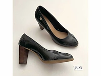 Diverse damesschoenen en -laarzen - rek 2 van 6 (ca. 34 paar) asos design, gabor, dr. martens, tamaris, tommy hilfiger, vince, etc. - afbeelding 14 van  26
