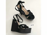 Diverse damesschoenen en -laarzen - rek 2 van 6 (ca. 34 paar) asos design, gabor, dr. martens, tamaris, tommy hilfiger, vince, etc. - afbeelding 18 van  26