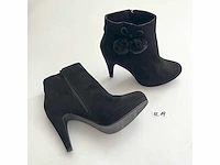 Diverse damesschoenen en -laarzen - rek 2 van 6 (ca. 34 paar) asos design, gabor, dr. martens, tamaris, tommy hilfiger, vince, etc. - afbeelding 25 van  26