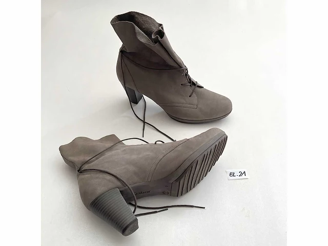 Diverse damesschoenen en -laarzen - rek 2 van 6 (ca. 34 paar) asos design, gabor, dr. martens, tamaris, tommy hilfiger, vince, etc. - afbeelding 26 van  26