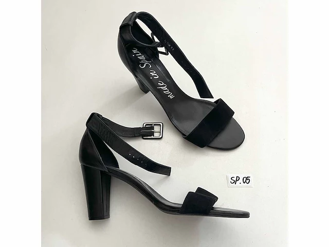 Diverse damesschoenen en -laarzen - rek 3 van 6 (ca. 34 paar) asos design, charles, giaro, gabor, sacha, scholl, vince camulto, etc. - afbeelding 14 van  26