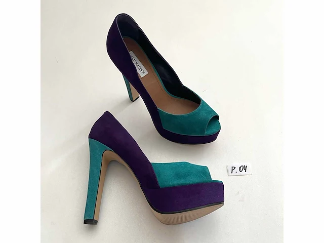 Diverse damesschoenen en -laarzen - rek 4 van 6 (ca. 34 paar) ego, dylap, gabor, hunter, jilsen, melissa, noe lady, steve madden, stravers, etc. - afbeelding 12 van  26