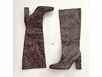 Diverse damesschoenen en -laarzen - rek 5 van 6 (ca. 34 paar) akua, gabor, heine, maguba, manfield, maripé, mjus, hula kula, sheln, sketchers, tom tailor, zara, etc. - afbeelding 7 van  26