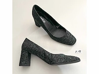 Diverse damesschoenen en -laarzen - rek 5 van 6 (ca. 34 paar) akua, gabor, heine, maguba, manfield, maripé, mjus, hula kula, sheln, sketchers, tom tailor, zara, etc. - afbeelding 13 van  26
