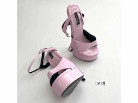 Diverse damesschoenen en -laarzen - rek 5 van 6 (ca. 34 paar) akua, gabor, heine, maguba, manfield, maripé, mjus, hula kula, sheln, sketchers, tom tailor, zara, etc. - afbeelding 14 van  26