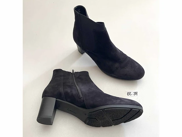 Diverse damesschoenen en -laarzen - rek 5 van 6 (ca. 34 paar) akua, gabor, heine, maguba, manfield, maripé, mjus, hula kula, sheln, sketchers, tom tailor, zara, etc. - afbeelding 21 van  26