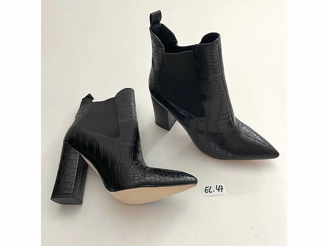 Diverse damesschoenen en -laarzen - rek 5 van 6 (ca. 34 paar) akua, gabor, heine, maguba, manfield, maripé, mjus, hula kula, sheln, sketchers, tom tailor, zara, etc. - afbeelding 23 van  26