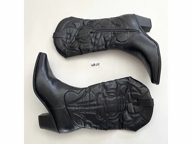 Diverse damesschoenen en -laarzen - rek 6 van 6 (ca. 34 paar) aldo, andres machado, fabulous, gabor, heine, invito, maguba, onlymaker, sacha, scholl, tamaris, tom tailor, torid, etc. - afbeelding 19 van  26