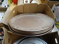 Diverse decoratie met 2 lijmpistolen en decoratie schalen - afbeelding 2 van  8