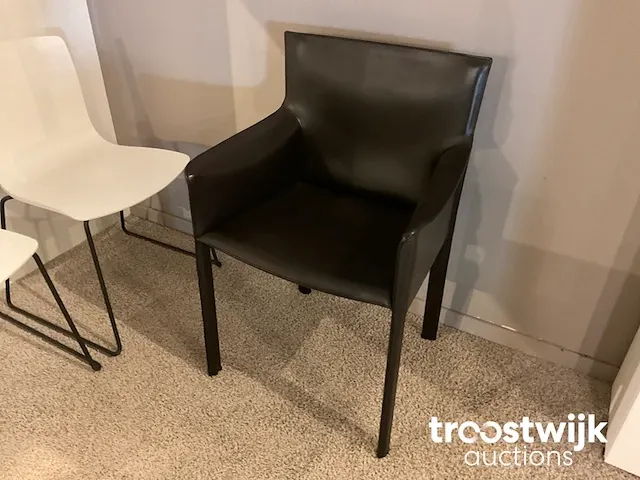Diverse design eetkamerstoelen - afbeelding 2 van  4