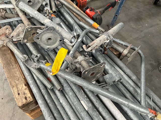 Diverse diagonalen voor steigerstelling (25x) - afbeelding 3 van  6