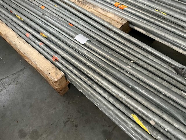 Diverse diagonalen voor steigerstelling (30x) - afbeelding 4 van  5