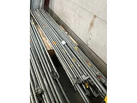 Diverse diagonalen voor steigerstelling (30x) - afbeelding 2 van  5