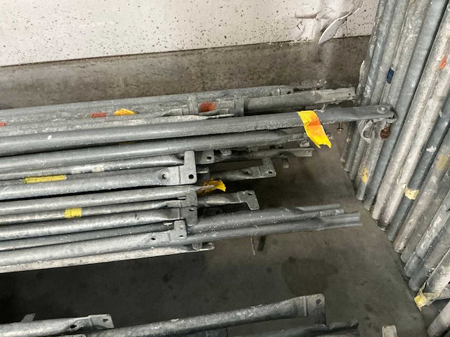 Diverse diagonalen voor steigerstelling (30x) - afbeelding 3 van  5