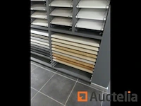 Diverse displays en meubels - afbeelding 6 van  13