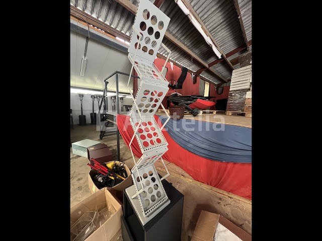 Diverse displays - afbeelding 1 van  29