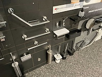 Diverse douche- en badkamergarnituren (90x) - afbeelding 12 van  14