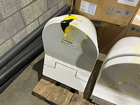 Diverse douche toiletten - afbeelding 7 van  11