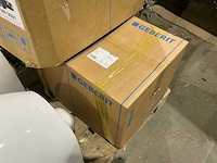 Diverse douche toiletten - afbeelding 9 van  11