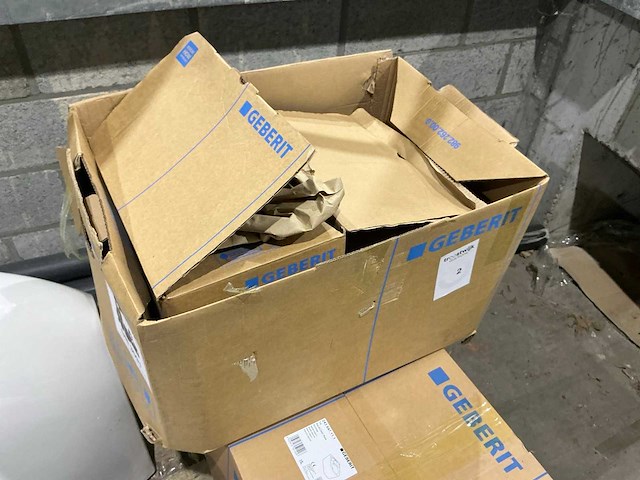 Diverse douche toiletten - afbeelding 11 van  11