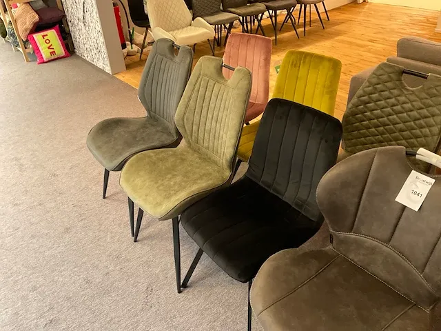 Diverse eetkamerstoelen - afbeelding 3 van  5