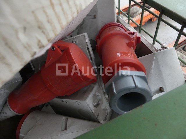 Diverse elektrische apparatuur set - afbeelding 18 van  21